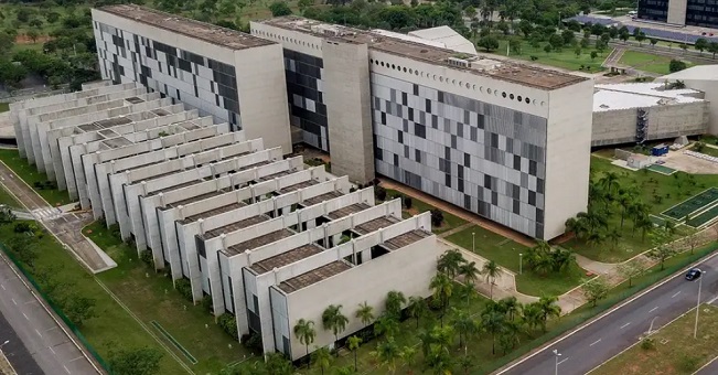 STJ empossa três ministros indicados por Lula