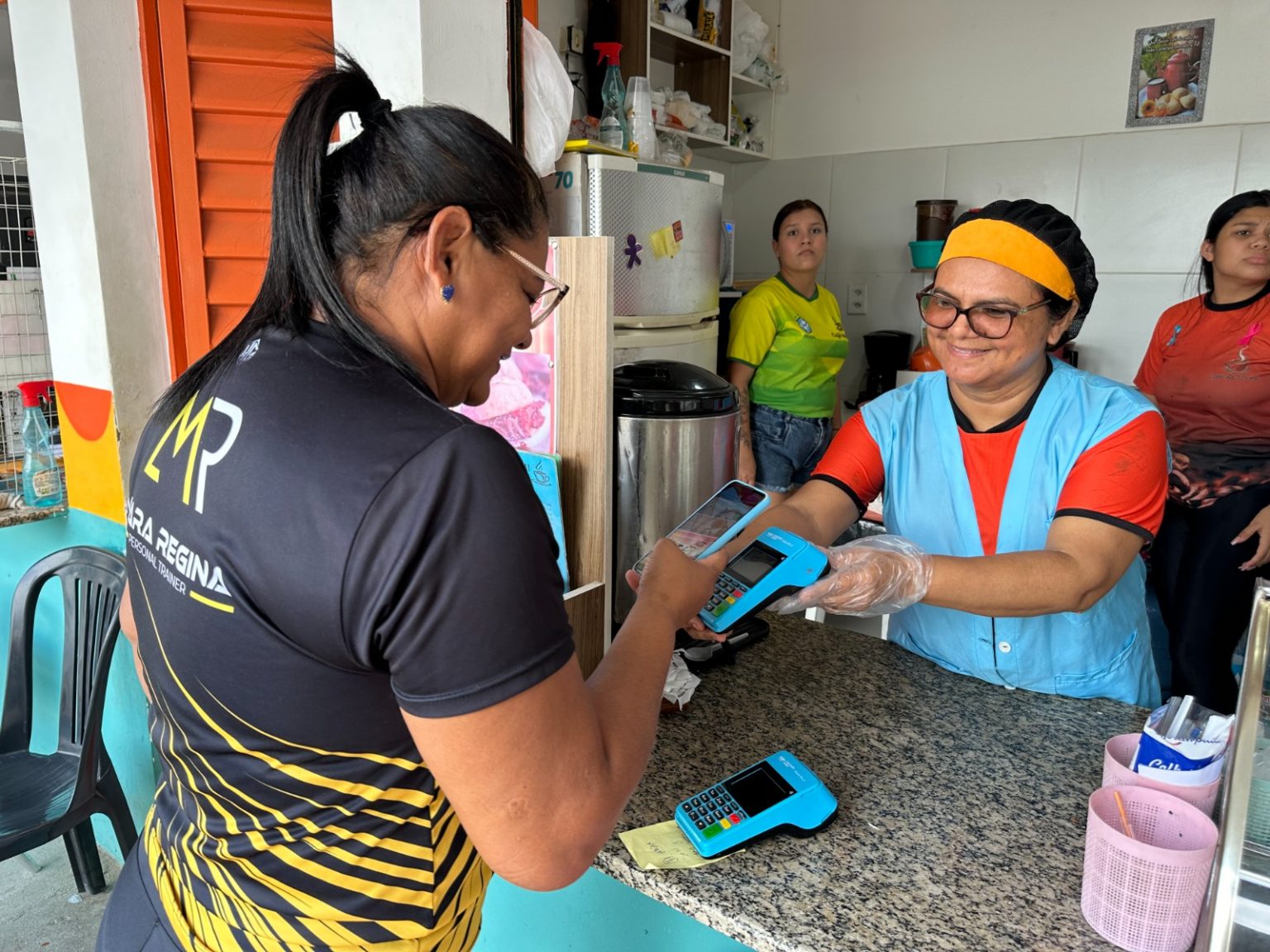 Internet gratuita é disponibilizada no mercado Adolpho Lisboa em Manaus