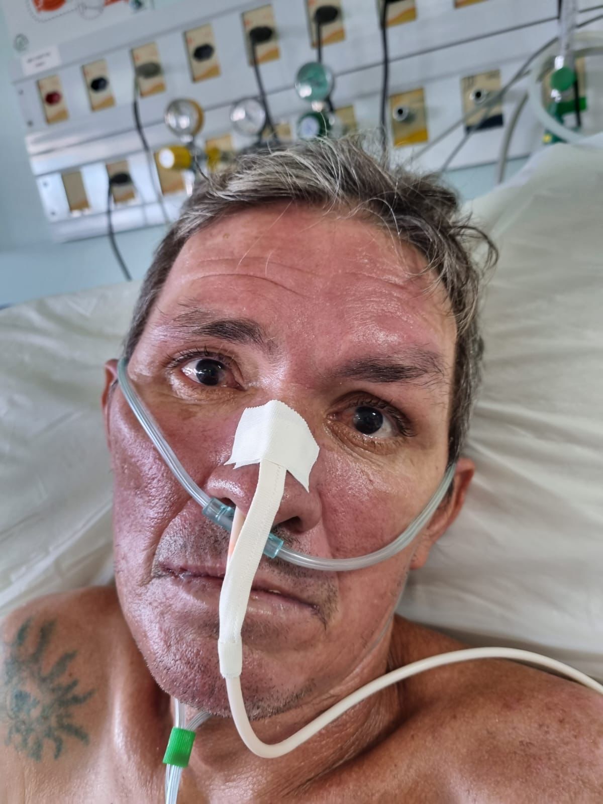 Hospital procura família de paciente internado há 15 dias em Manaus