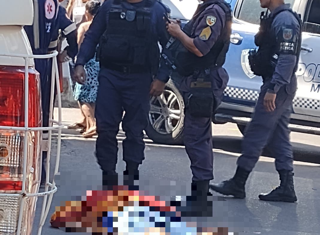 Barbeiro é assassinado ao sair do trabalho em Manaus