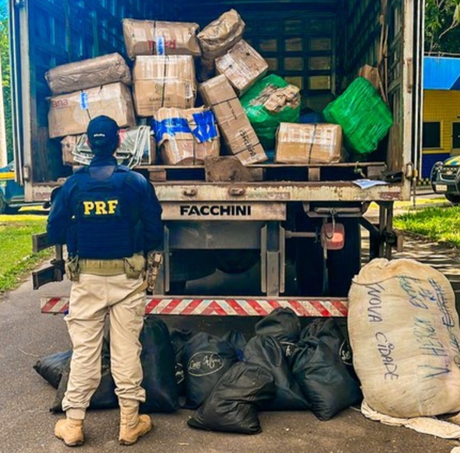 Mais de 800 produtos sem notas fiscais são apreendidos em rodovia no Amazonas