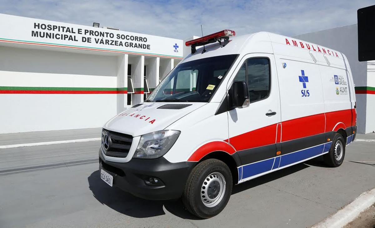 Homem cai e morre pisoteado por vários bois em frigorífico 
