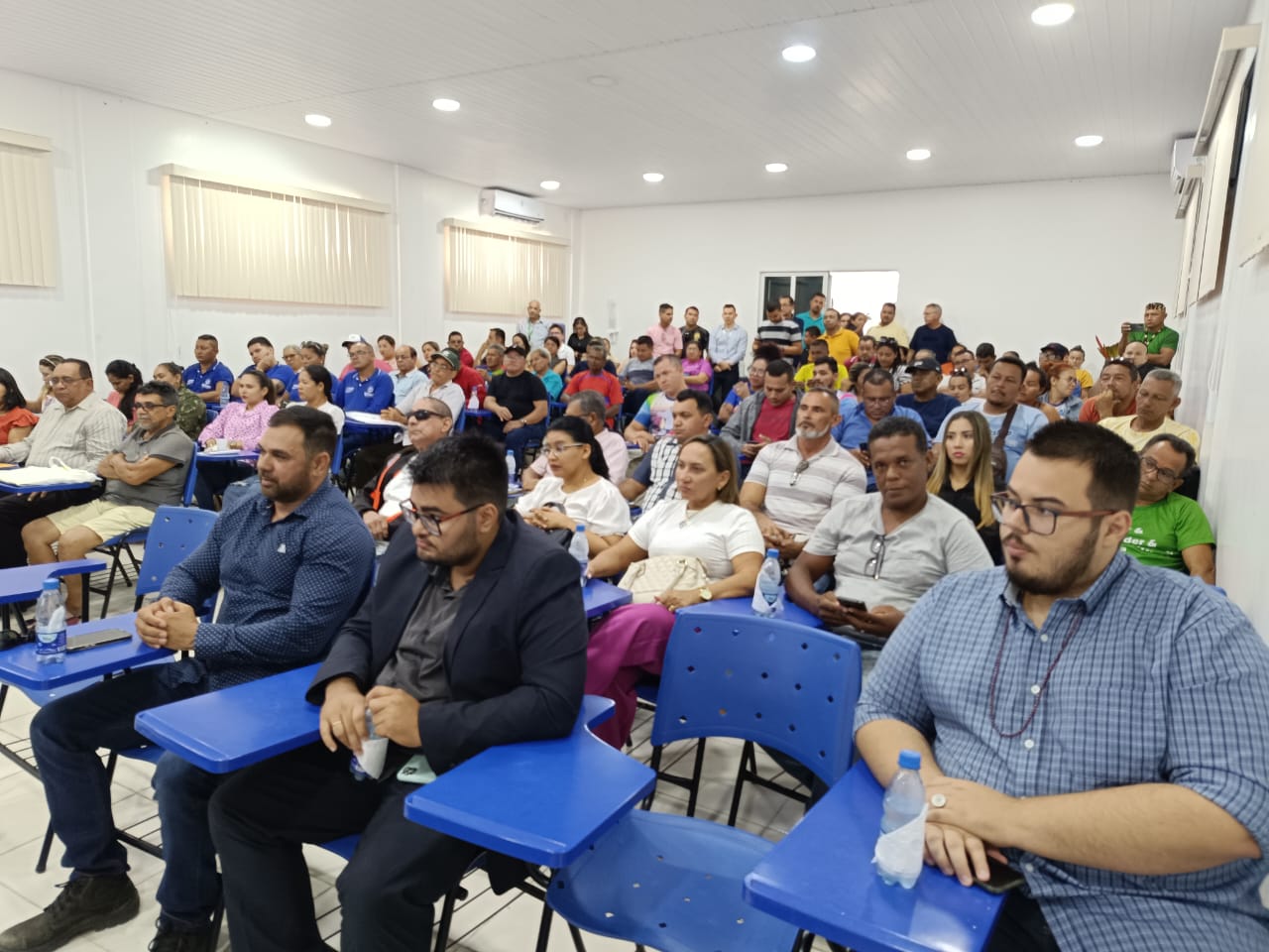 MP participa de audiência pública sobre invasões no Amazonas