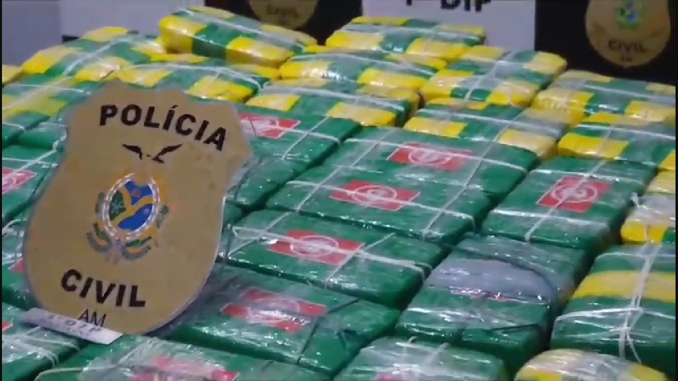 Homem é preso com mais R$ 800 mil de cocaína na Manaus Moderna