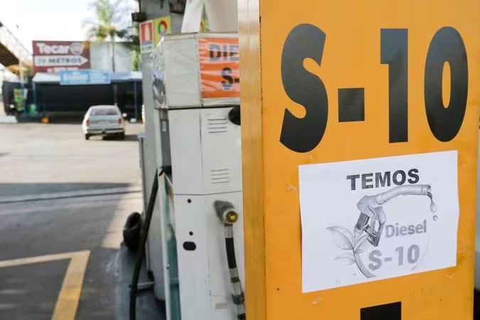 Diesel volta a ter imposto federal zerado após MP perder validade