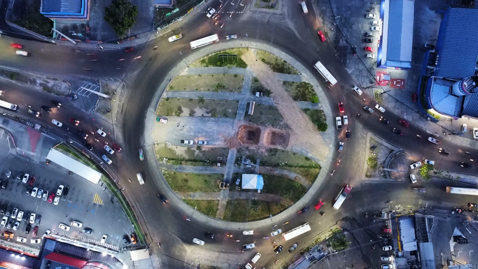 Avenida Autaz Mirim é interditada para obras do complexo viário Rei Pelé