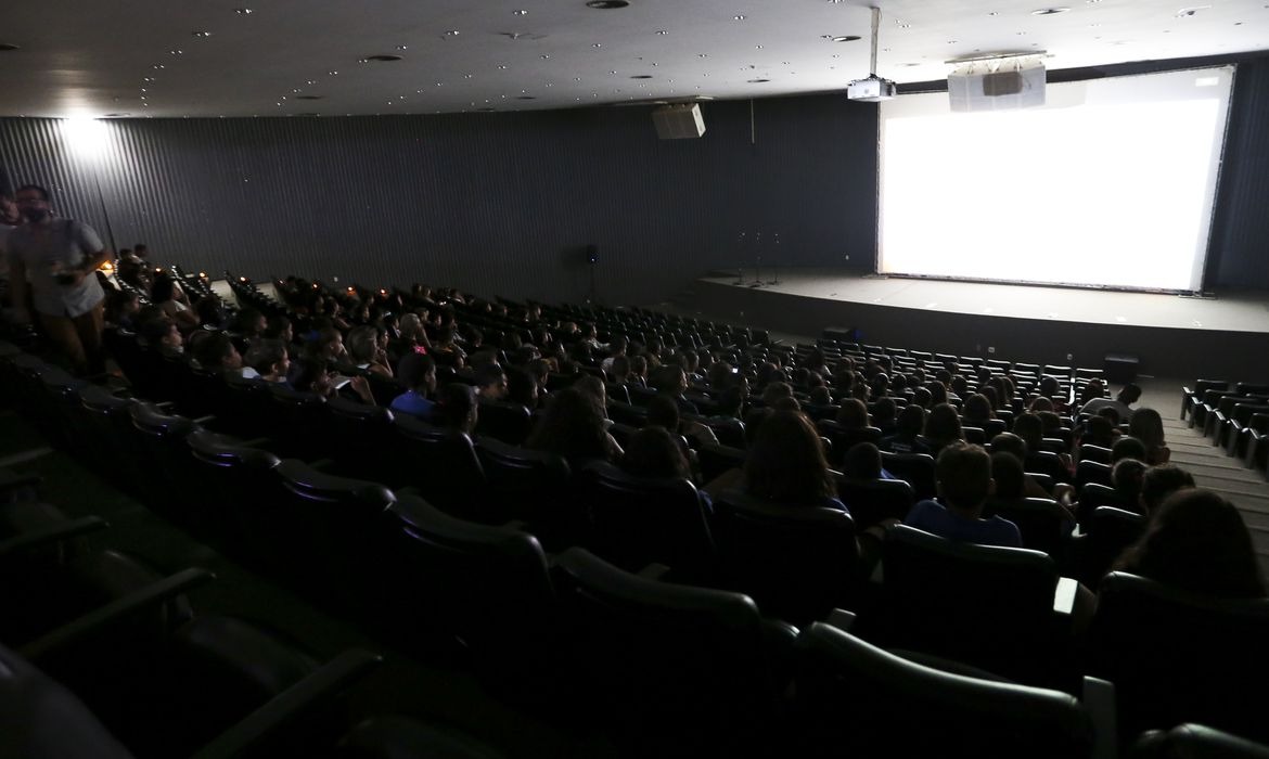 Rede de cinemas prorroga promoção de ingressos por R$ 12 em Manaus 