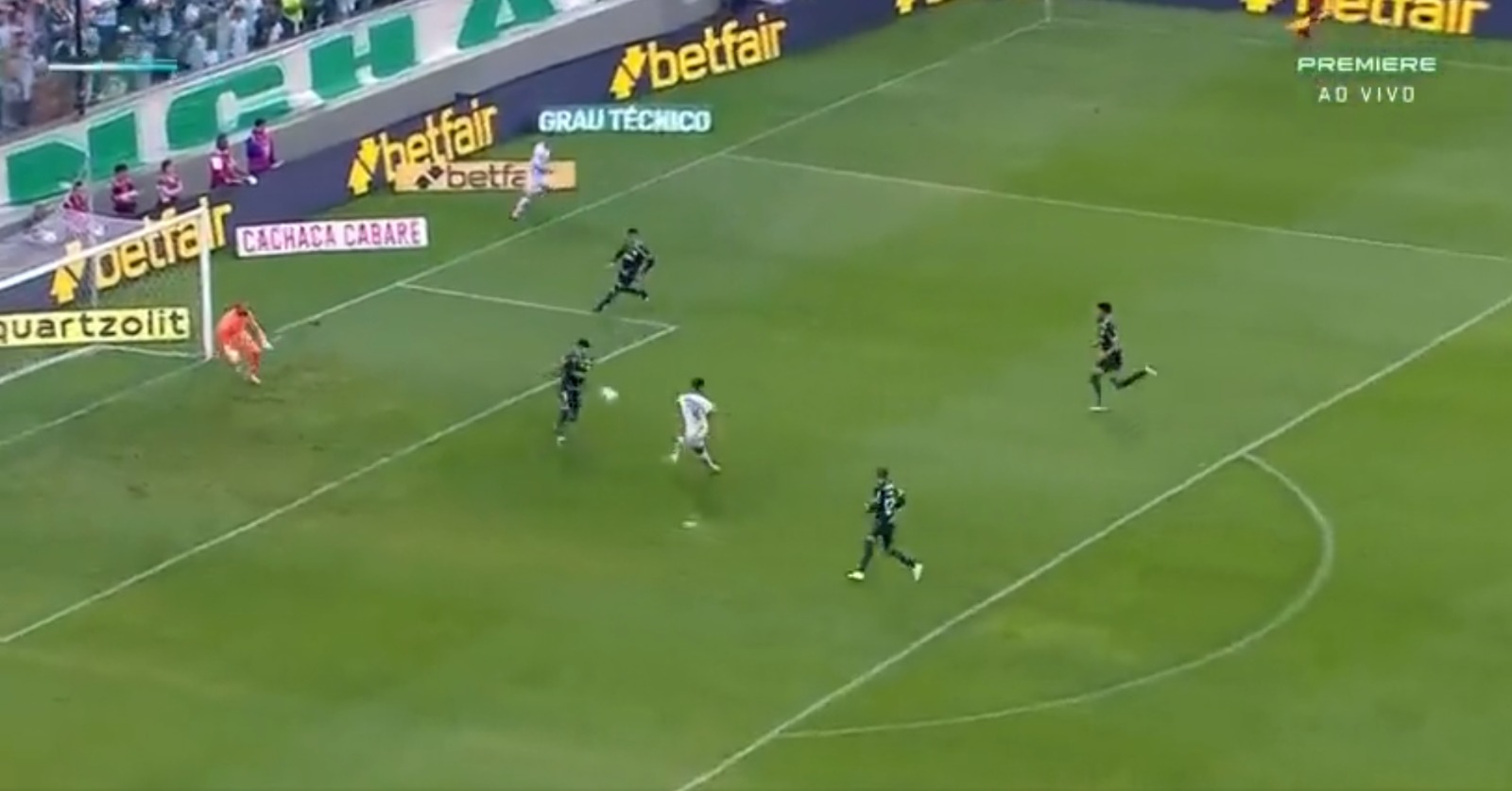 Santos vence Palmeiras e emenda terceira vitória seguida no Brasileiro