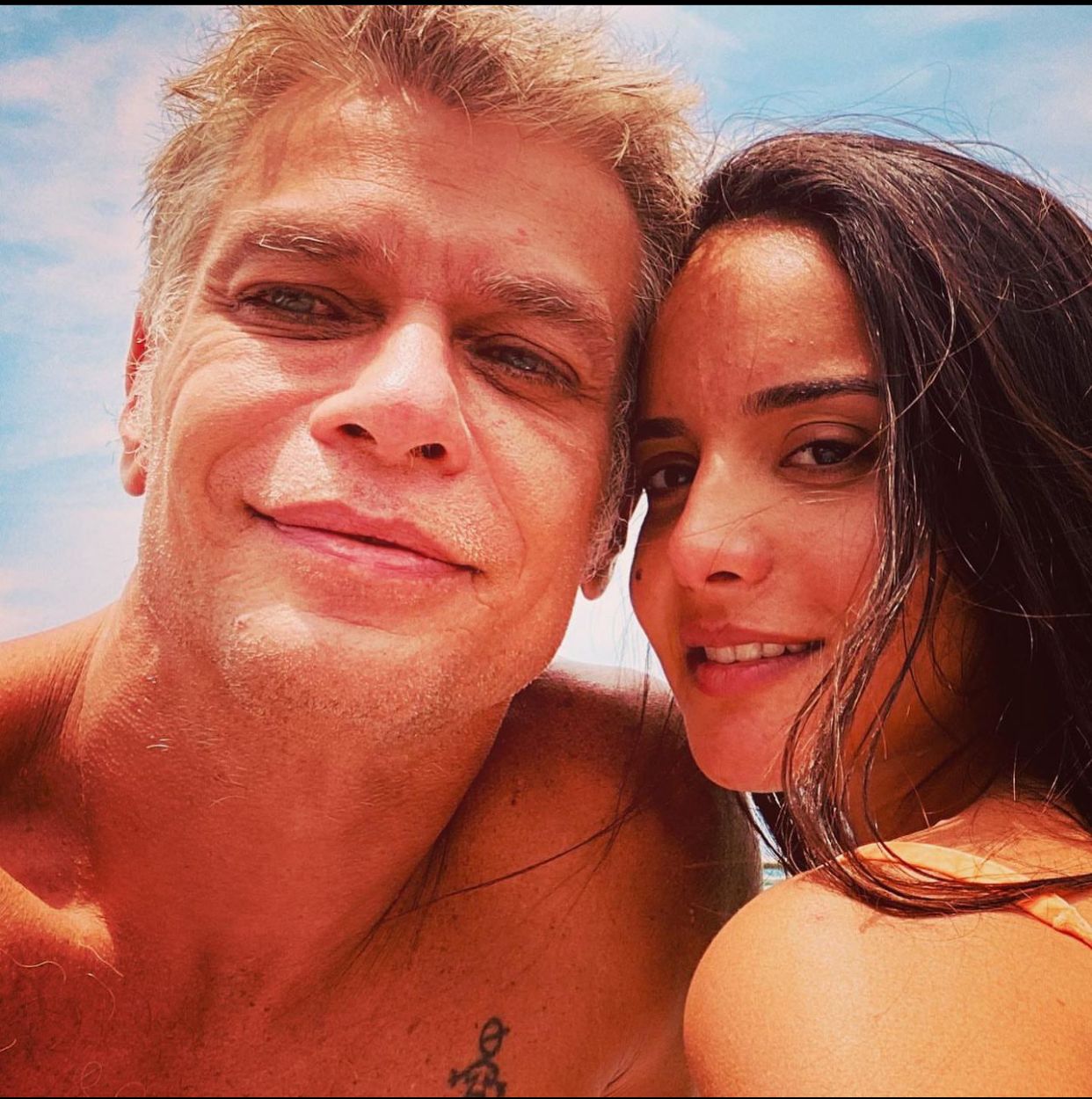 Chega ao fim casamento de Fábio Assunção com atriz, afirma Leo Dias