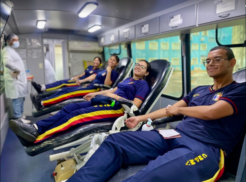 Colégio da Polícia Militar faz campanha de doação de sangue em Manaus