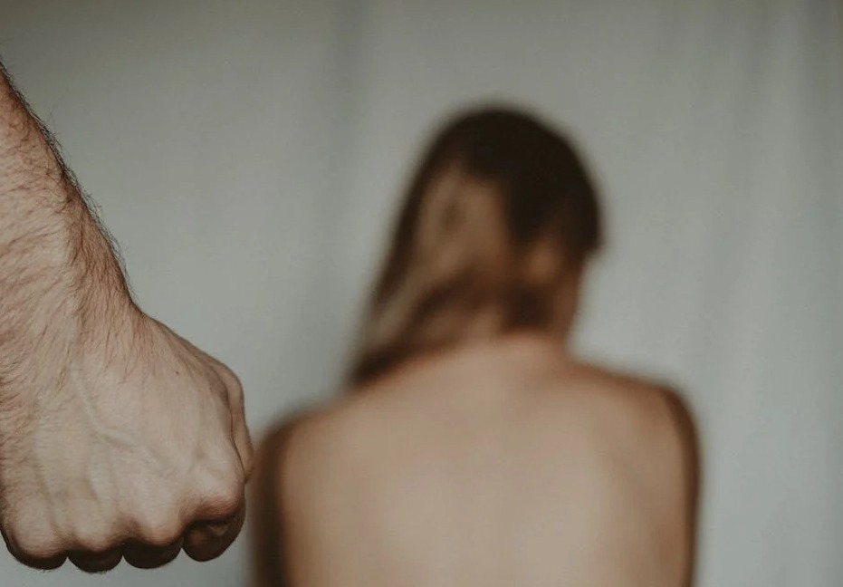 Polícia resgata brasileiras mantidas como escravas sexuais na Espanha