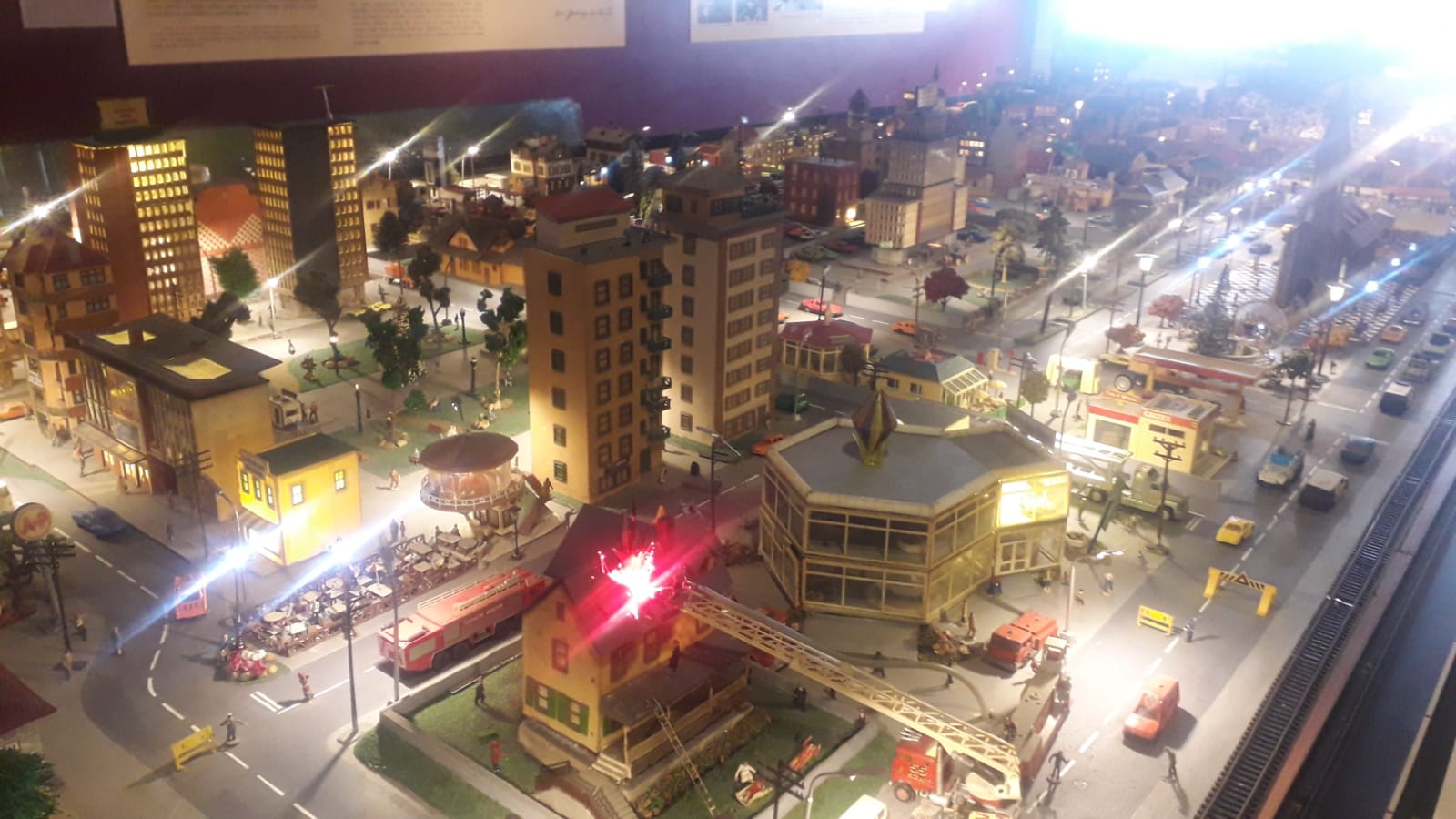 Espaço Cidade inaugura com duas exposições na Galeria do Largo