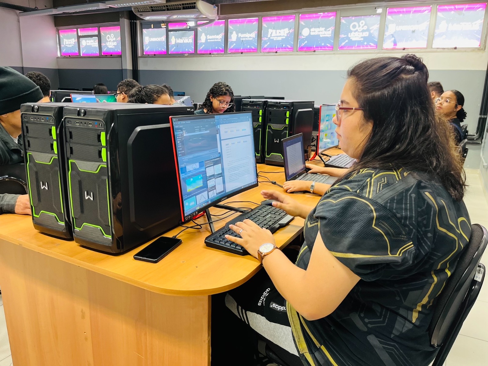 Abertas inscrições gratuitas para cursos on-line de capacitação em Manaus