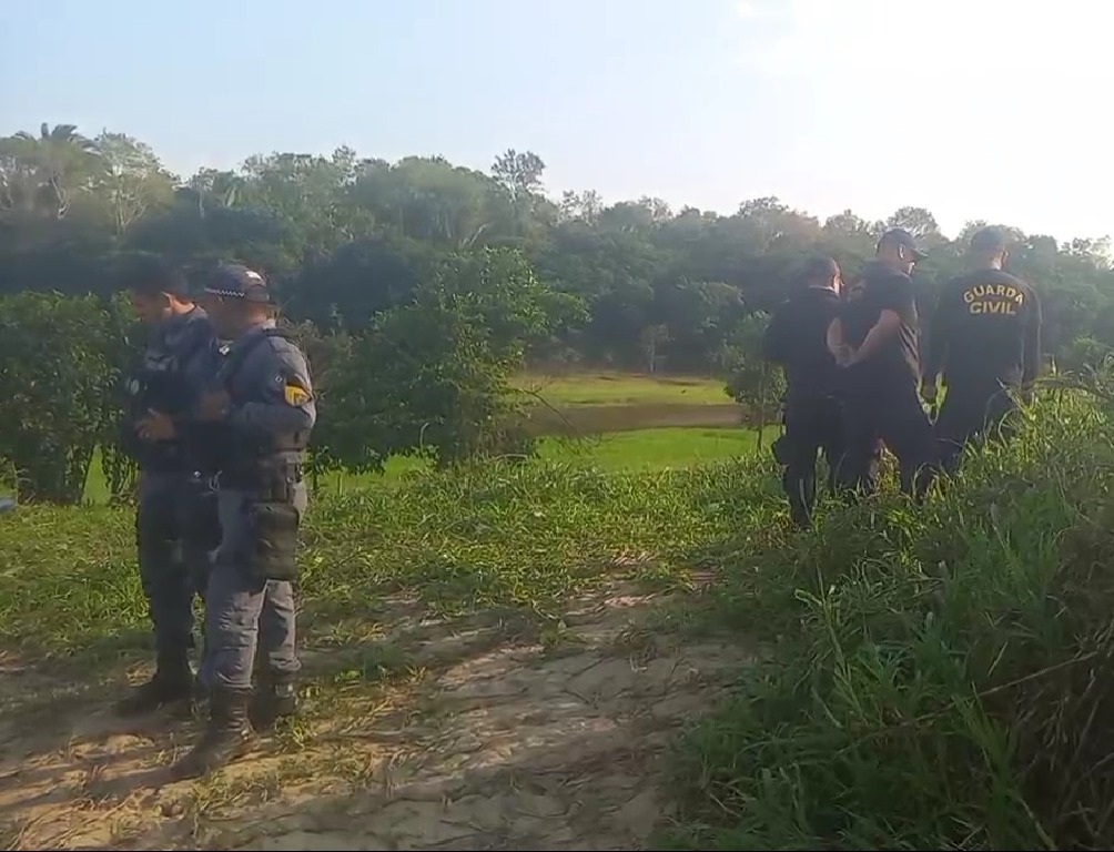 Com cabeça esmagada, corpo é encontrado às margens de lago no Amazonas