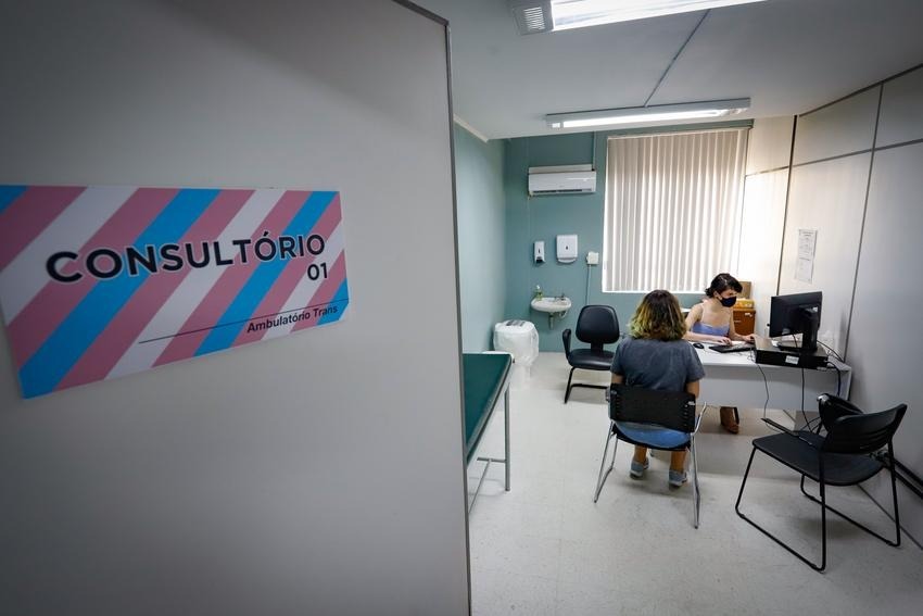 DPE apura condições de serviços assistenciais às pessoas trans no Amazonas