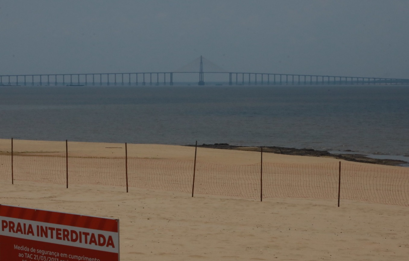Subida do Rio Negro perde força em Manaus