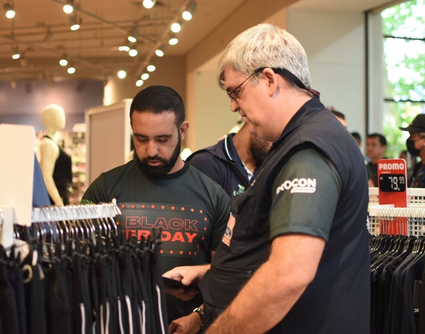 Confira dicas do Procon-AM para não cair em golpe na Black Friday