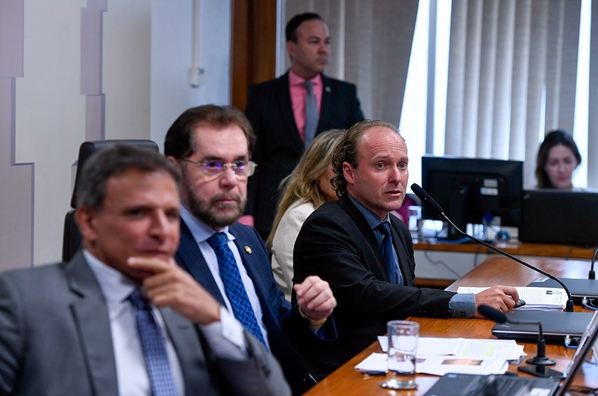 Exploração de petróleo na Foz do Amazonas causa polêmica na CPI das ONGs