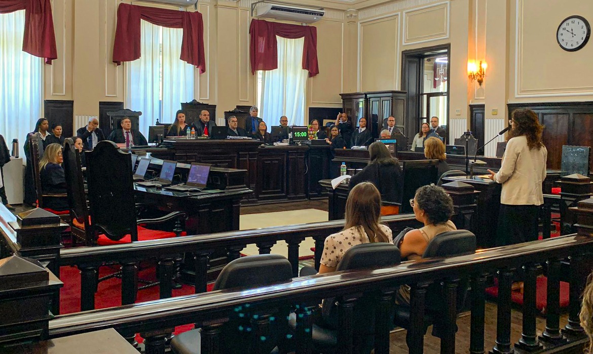 Caso Miguel: Justiça reduz pena de Sarí Corte Real