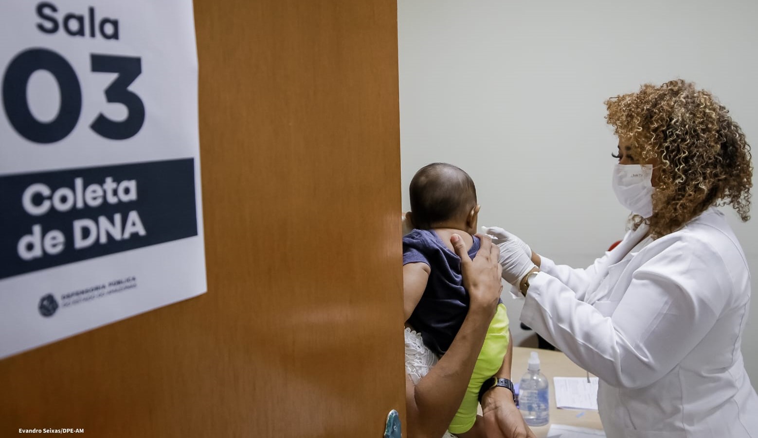 Manaus terá mutirão com exames de DNA gratuitos para reconhecer paternidade