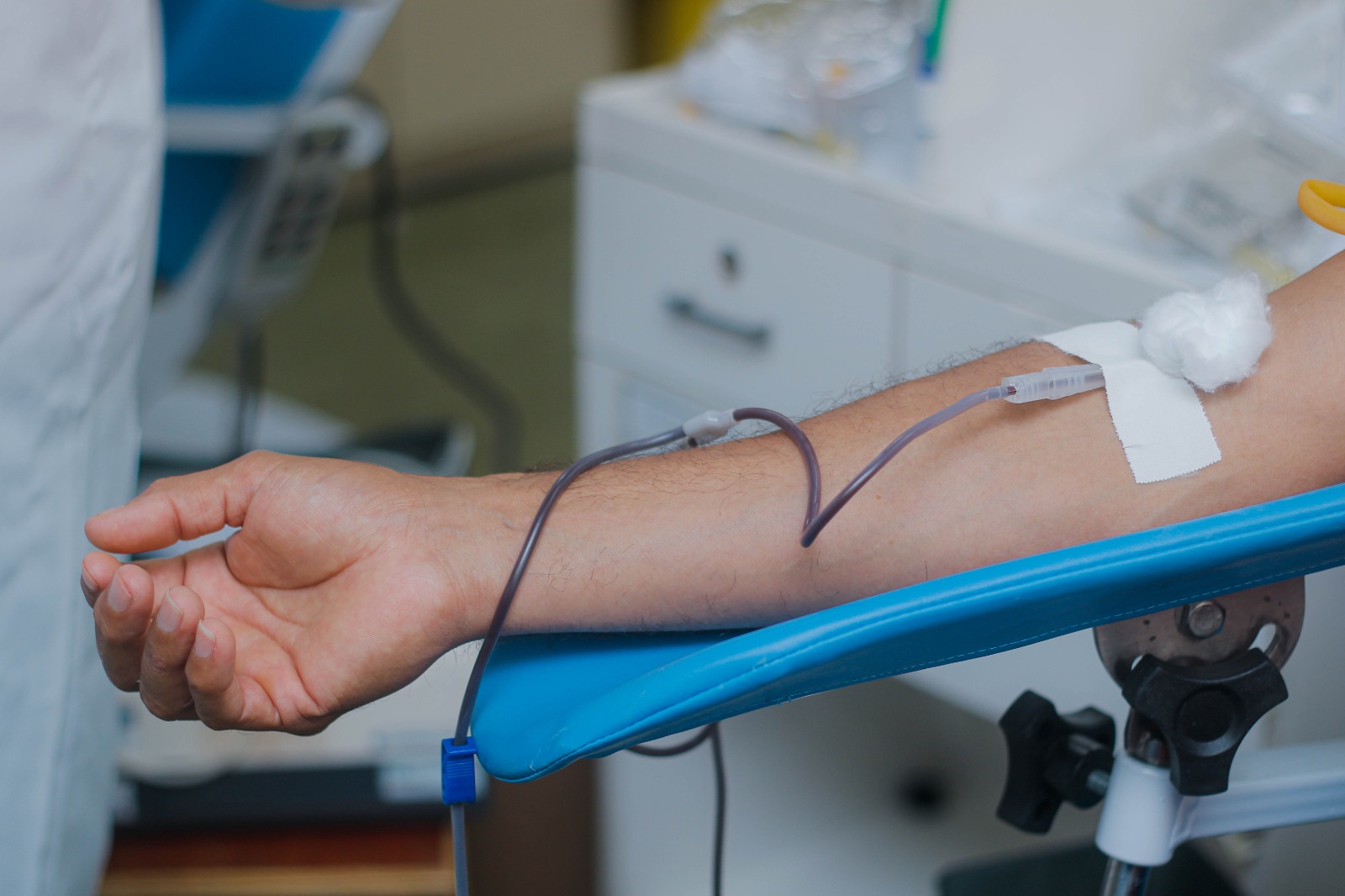 Hemoam faz campanha em Manaus para garantir estoque de sangue no fim de ano