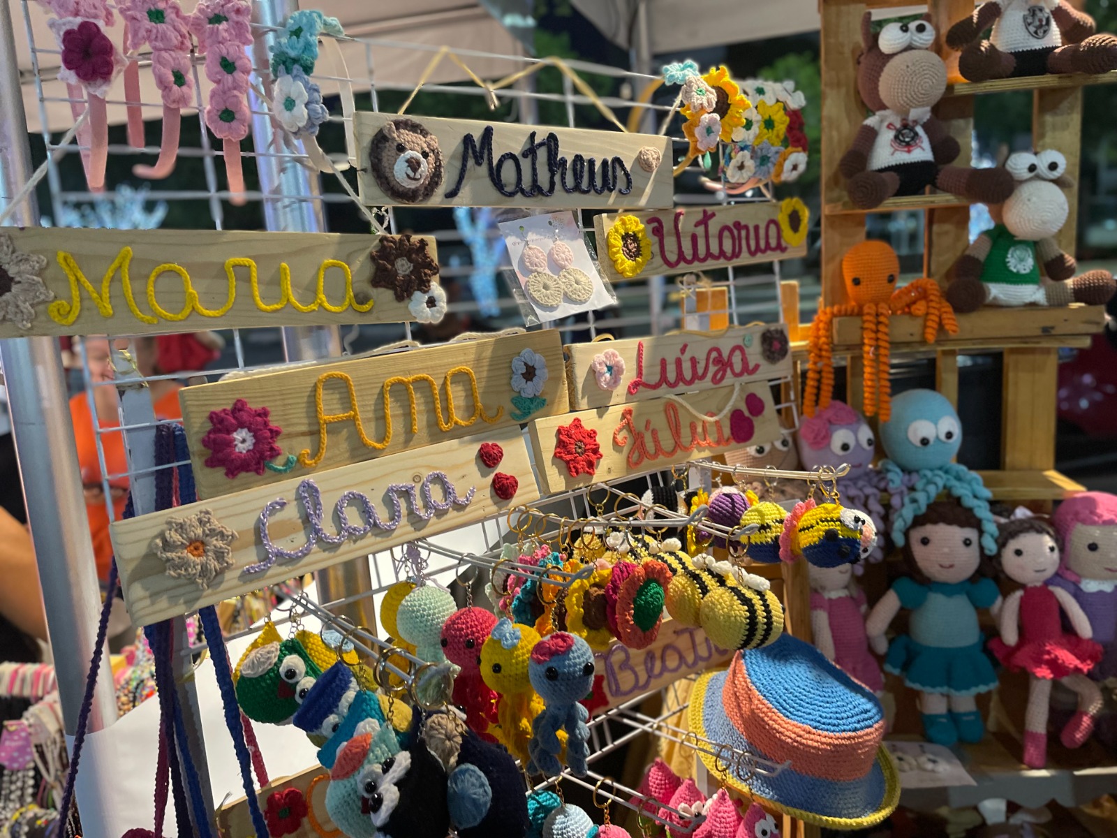 Manaus promove feira de artesanato na Ponta Negra até o fim deste ano