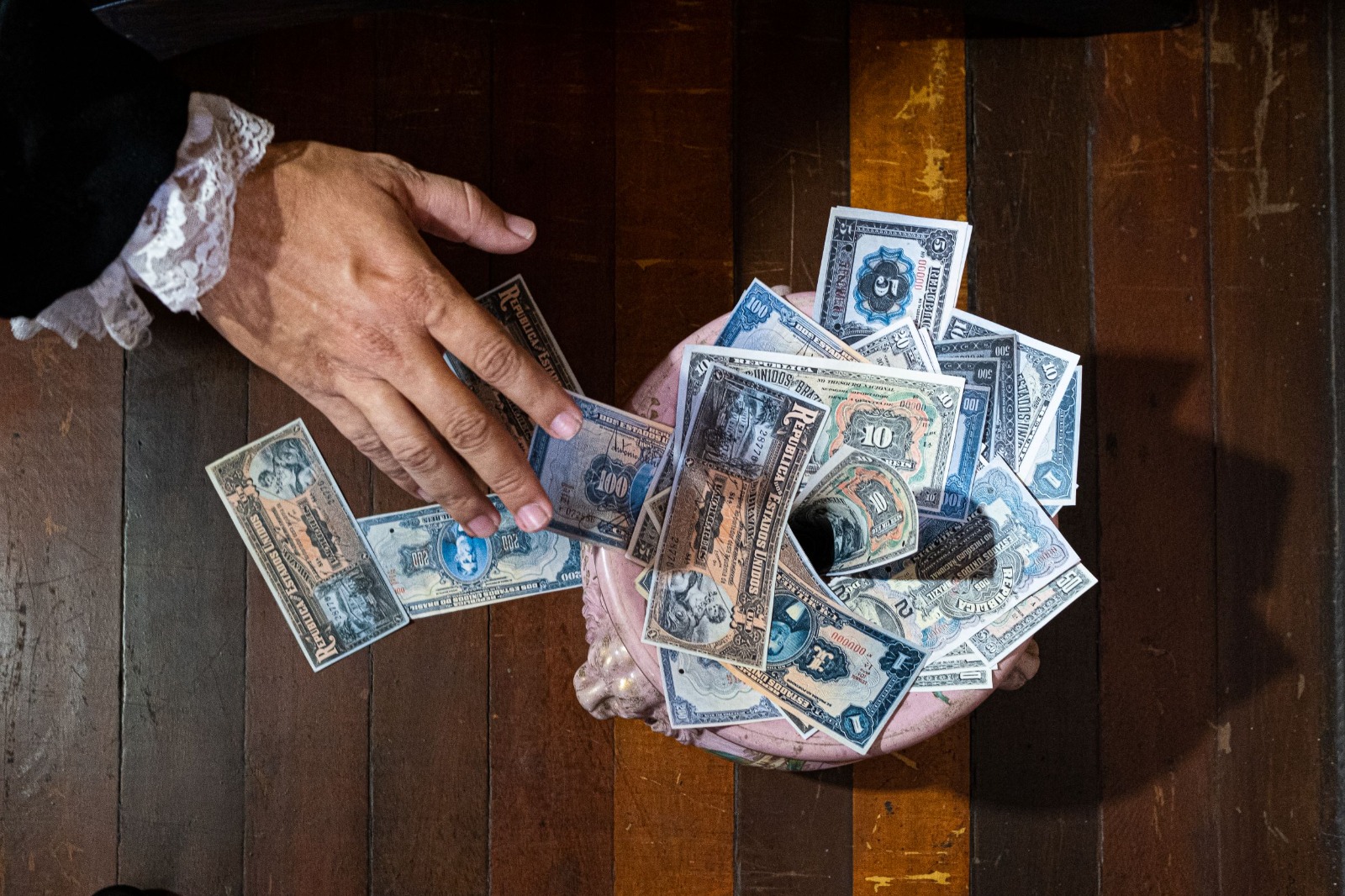 Palacete Provincial comemora 123 anos do Museu de Numismática em Manaus