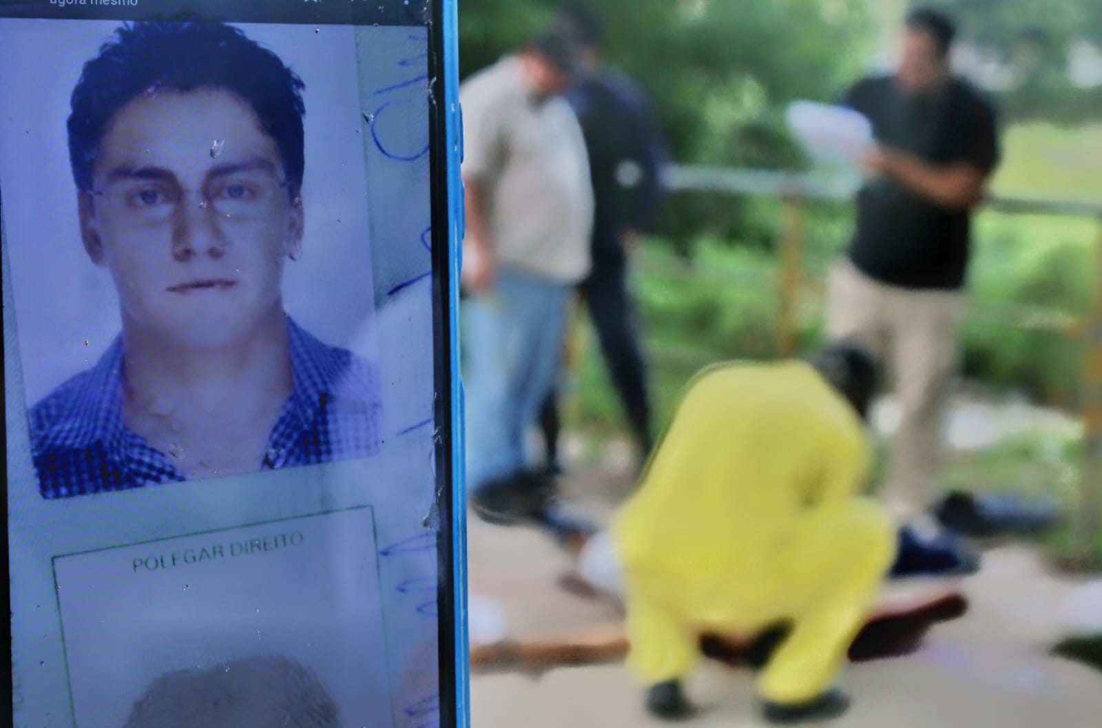 Pistoleiro executa homem com 8 tiros no meio da rua em Manaus