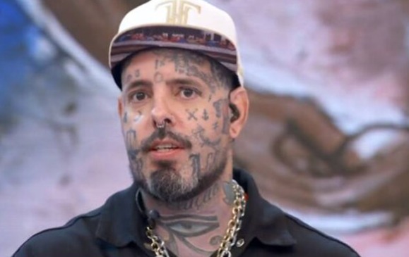 Tico Santa Cruz relata tratamento com canabidiol 