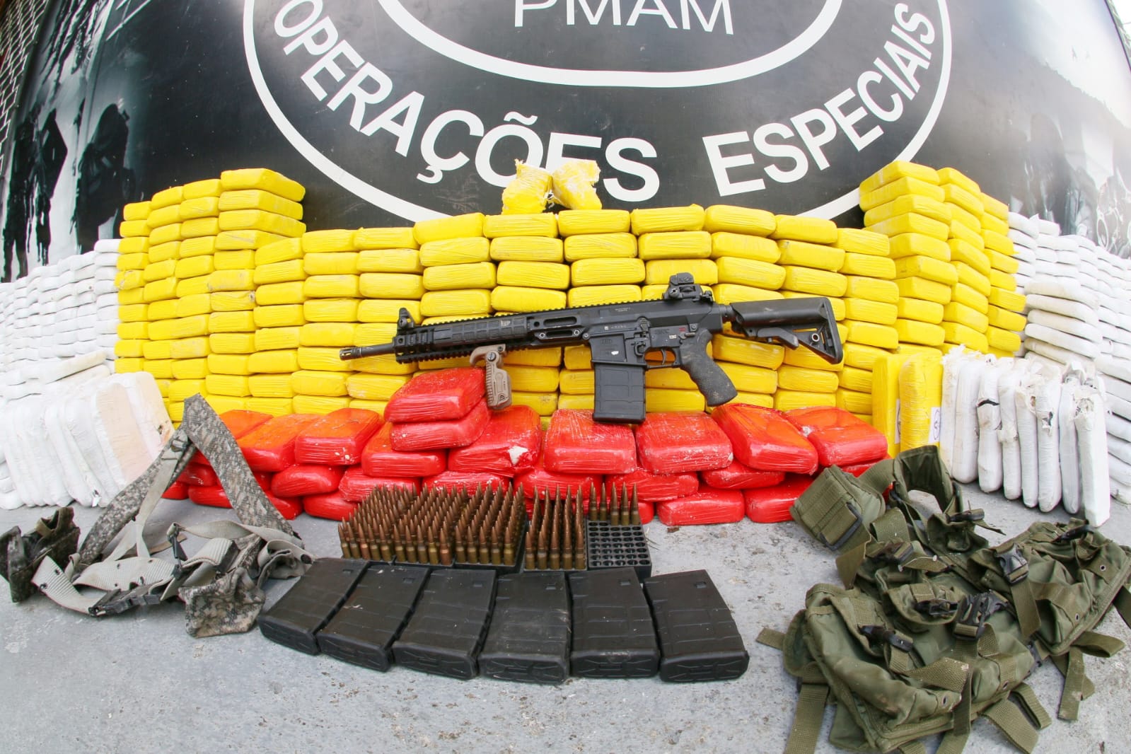 Colombiano é preso com mais de 1 tonelada de cocaína no Amazonas