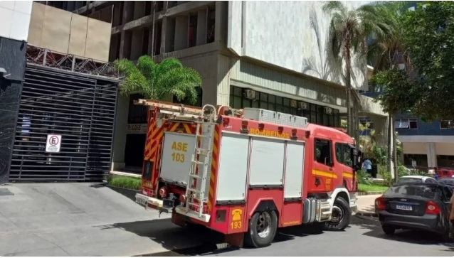Princípio de incêndio atinge prédio do SBT Brasília 