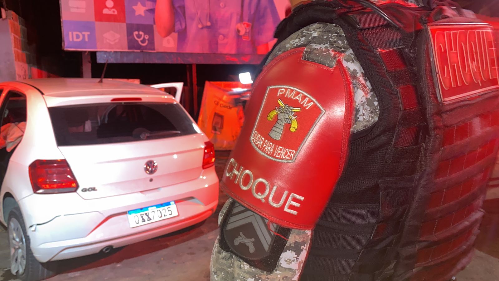 Perseguição termina em acidente com criminosos presos em Manaus