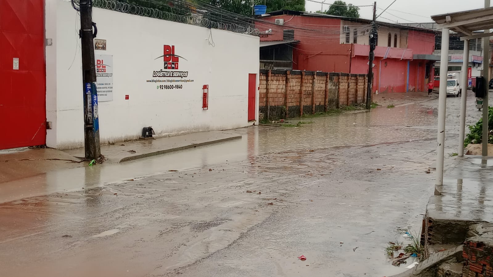 Manaus registra 18 ocorrências durante temporal