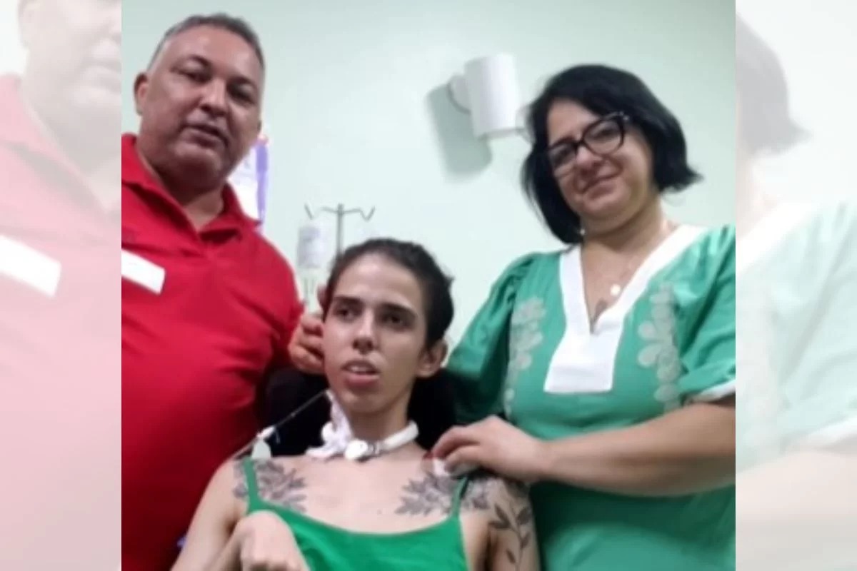 Jovem que cheirou pimenta passa Natal no hospital