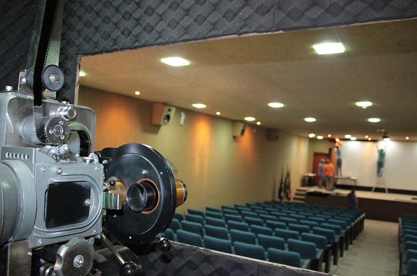 Lula sanciona lei que estende até 2033 cota de filmes nacionais em cinemas 