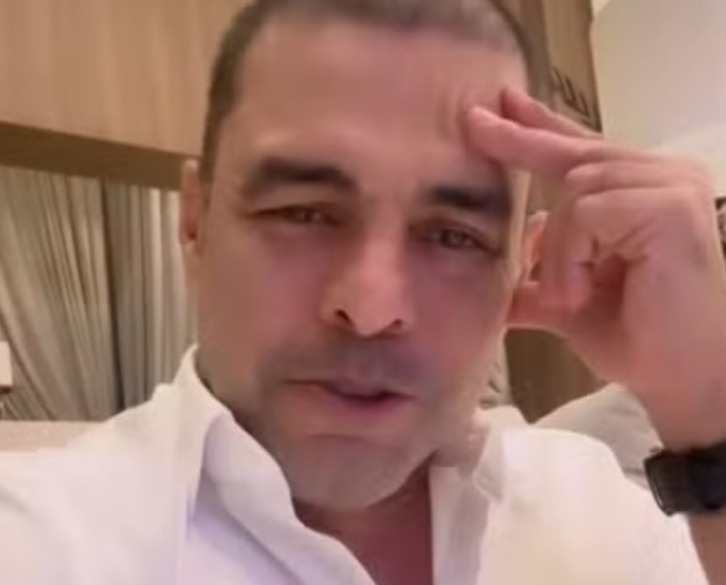 Zezé Di Camargo é chamado de velho da lancha e rebate: 'invejoso'