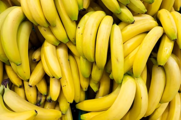 Conheça os benefícios da banana e como armazenar por mais tempo
