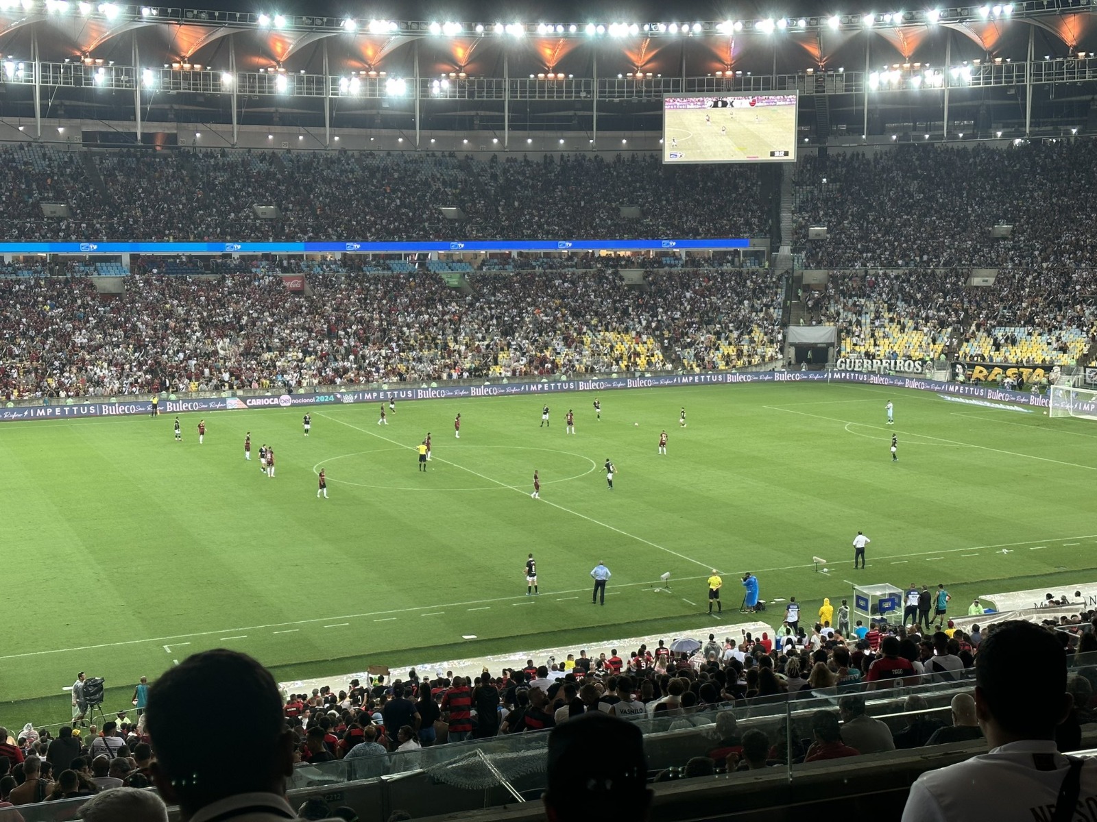 Vasco e Flamengo terminam em 0 a 0 no Maracanã