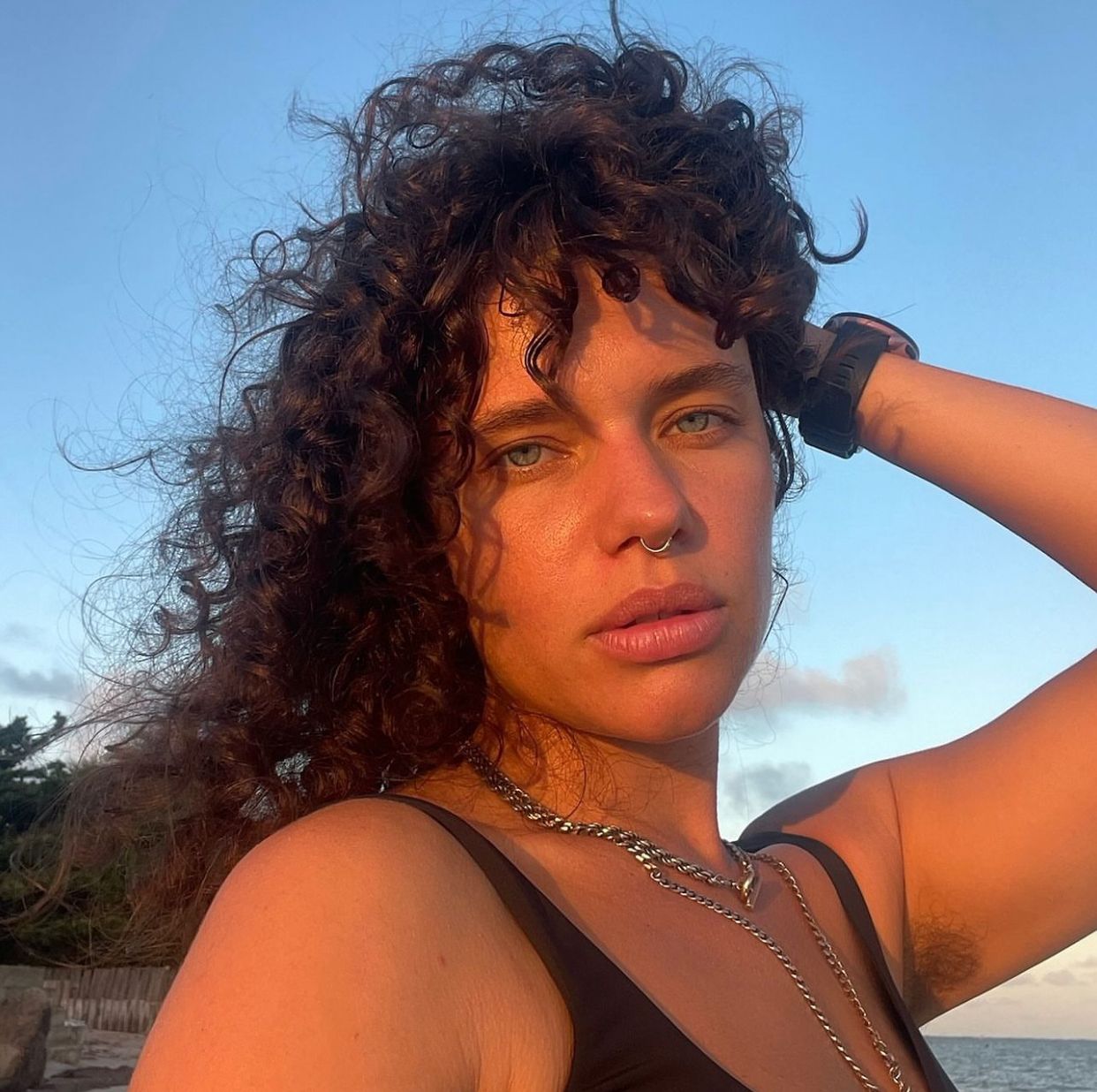 Atriz Bruna Linzmeyer é rendida por criminosos armados no Rio