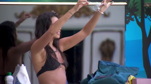 Alane encontra item proibido em roupa que levou para o BBB24