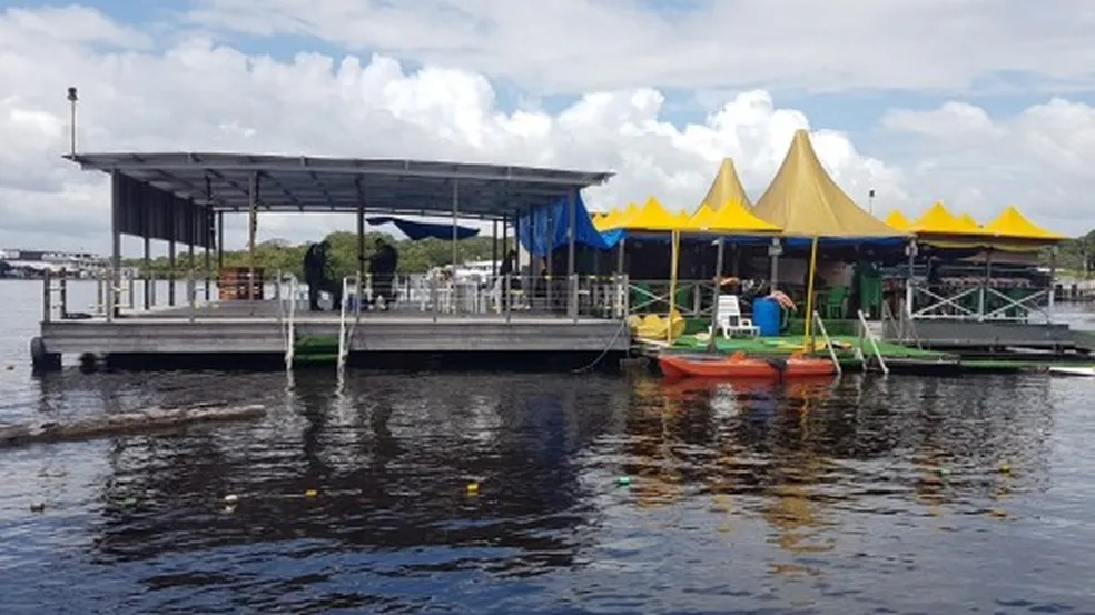 Justiça cobra MPAM sobre retirada de flutuantes do Tarumã