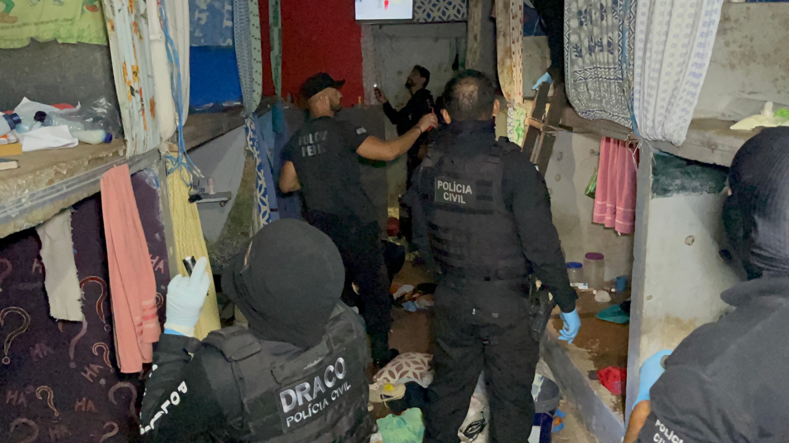 Detentos usam nomes de delegado-geral e diretor do Detran-AM para aplicar golpes