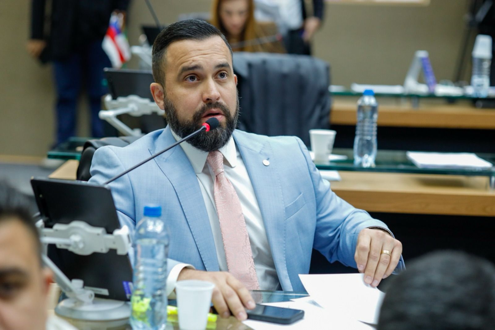 Somente médicos podem prescrever óculos de grau, aprova Aleam