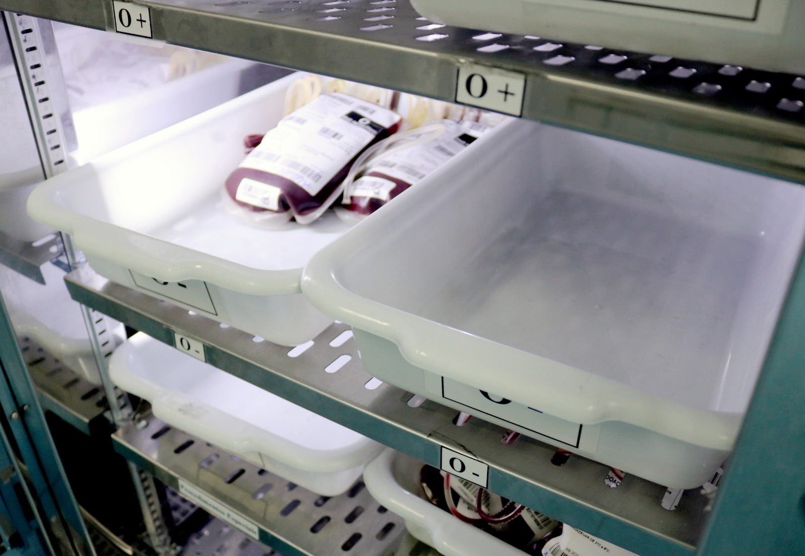 Estoque de sangue no Hemoam volta a ficar crítico e doadores são convocados