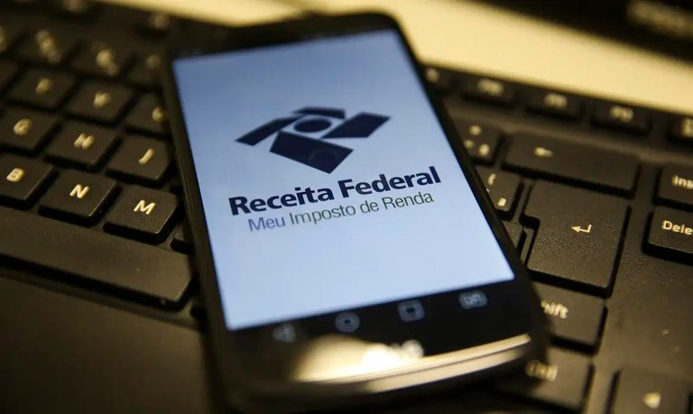 Imposto de Renda: Governo Federal faz alerta para golpes na internet