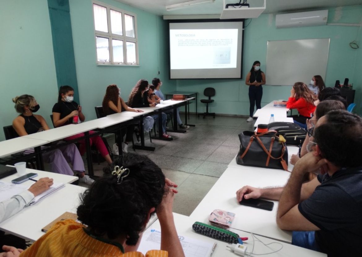 Fundações abrem inscrições para bolsas de iniciação científica no Amazonas