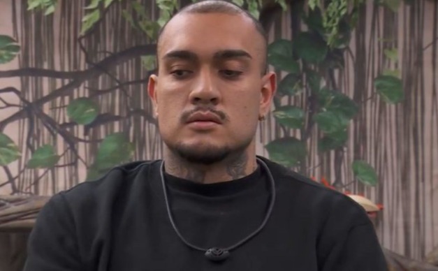 MC Bin Laden se estressa com Davi em divisão do mercado da Xepa