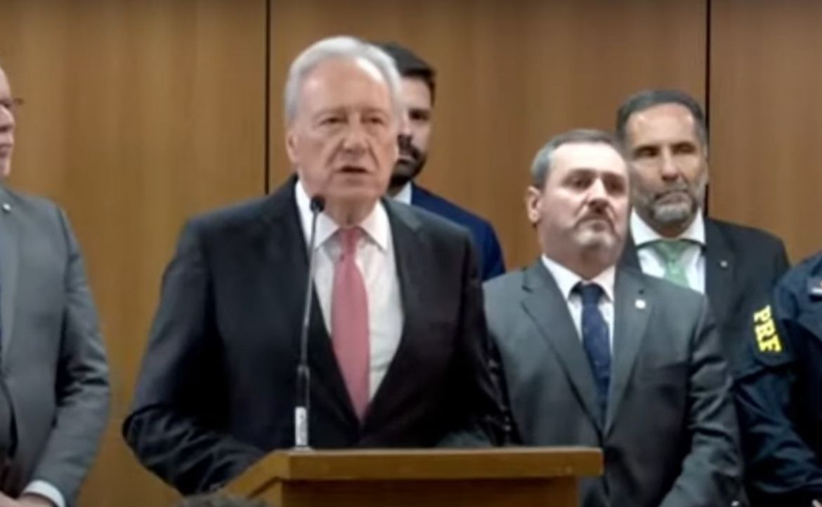 Fugitivos de Mossoró tiveram ajuda de facções, diz Lewandowski