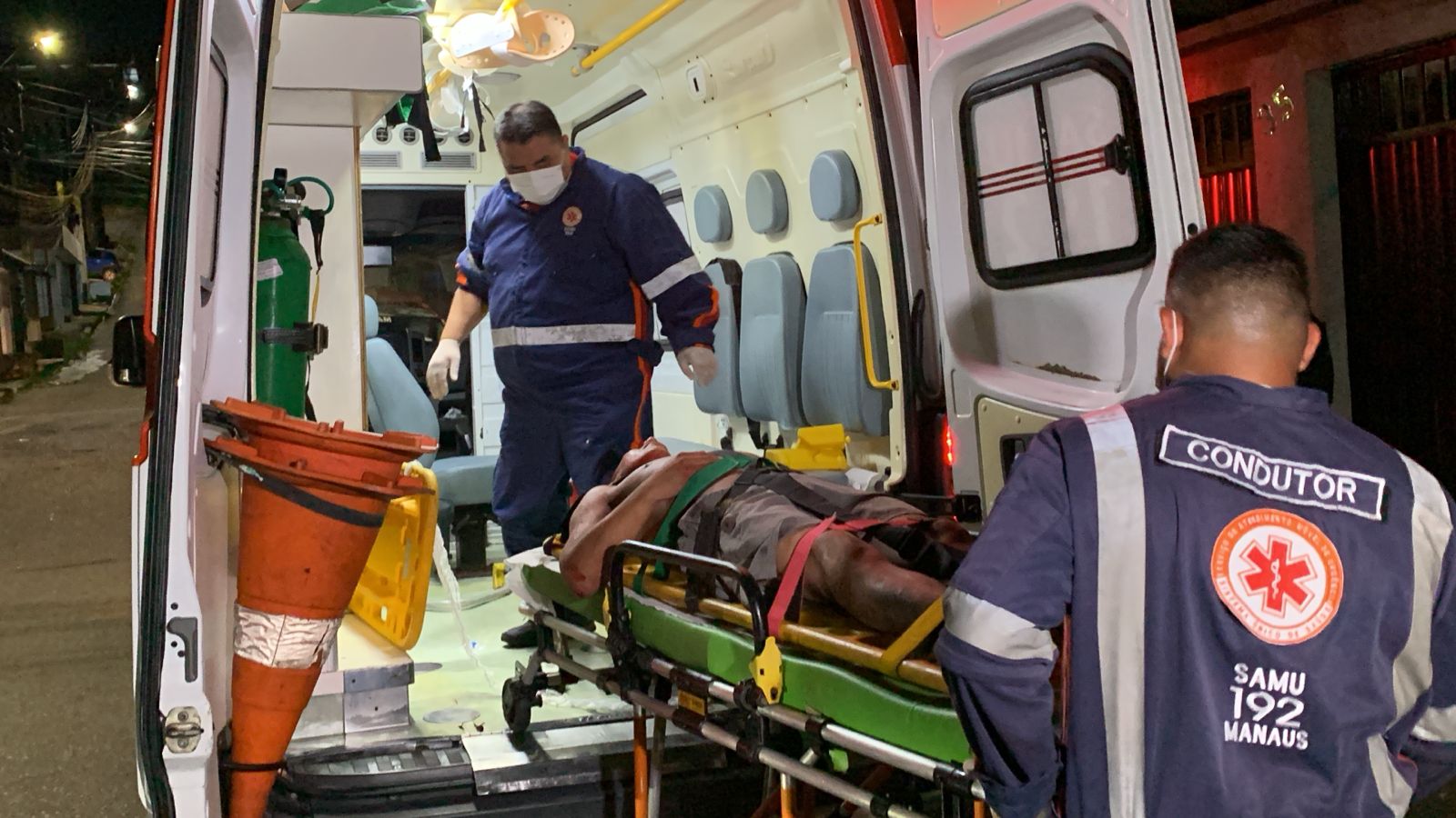 Homem é baleado e tem membros quebrados durante tortura no Novo Aleixo