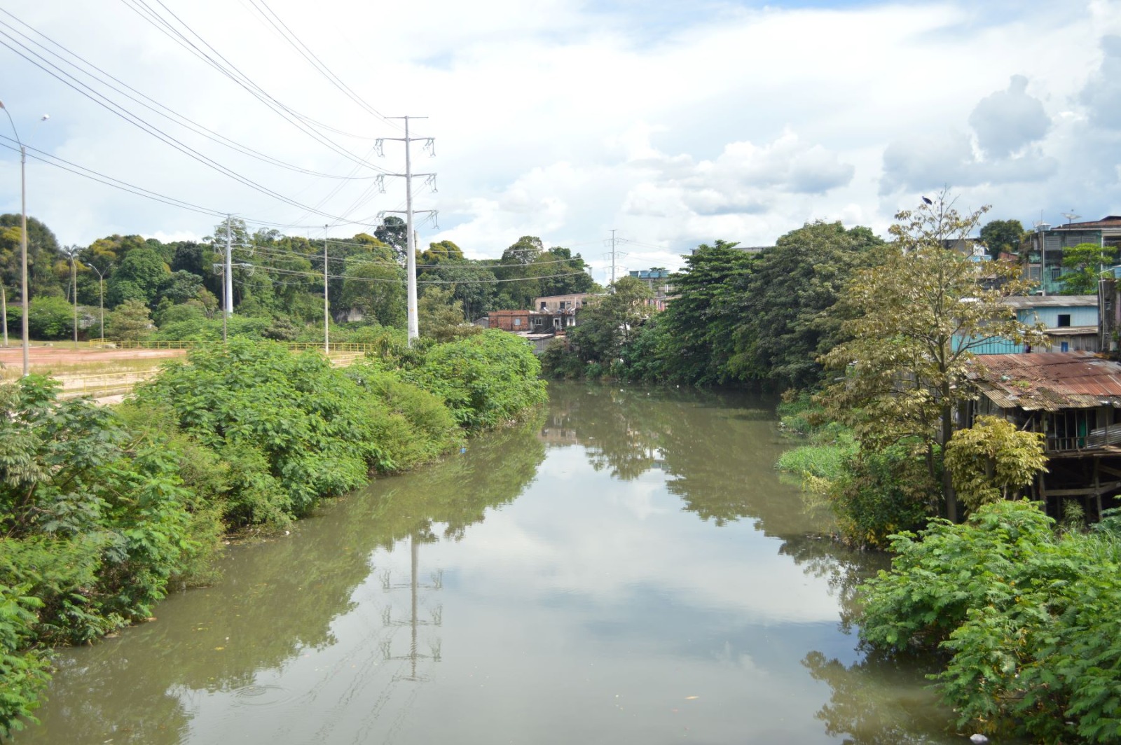 Cineteatro Guarany exibe documentário sobre igarapés de Manaus